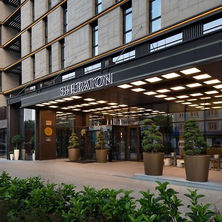 Sheraton Istanbul City Center Exterior foto