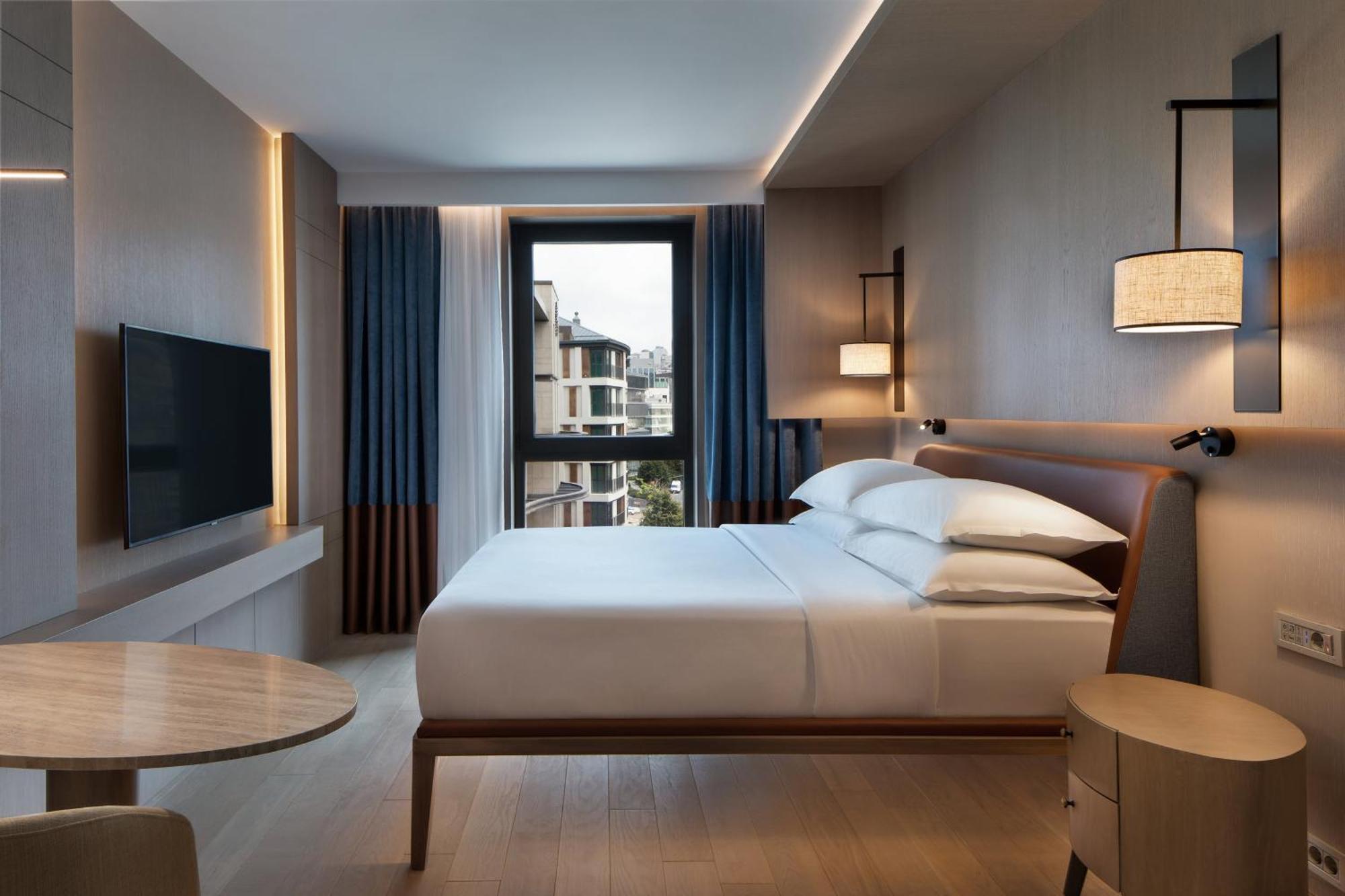 Sheraton Istanbul City Center Exterior foto